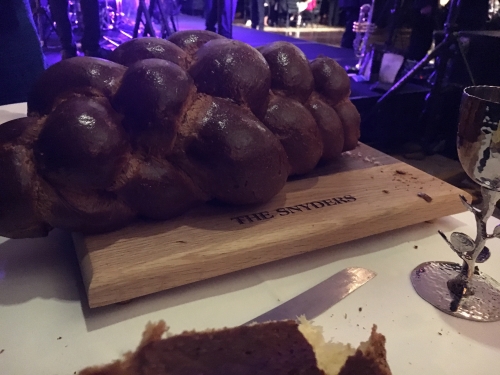 Engraved wood challah board - Image 4