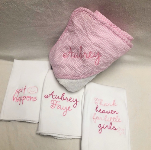 Monogrammed towel and burp cloth set - baby girl - sold out - Image 3