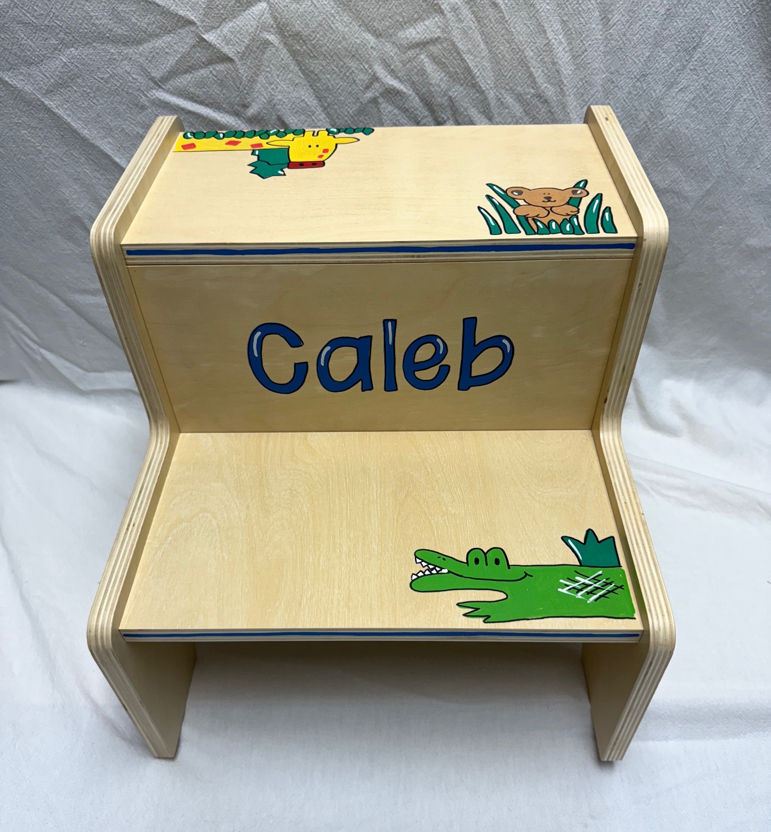 Jungle animals 2-step step stool