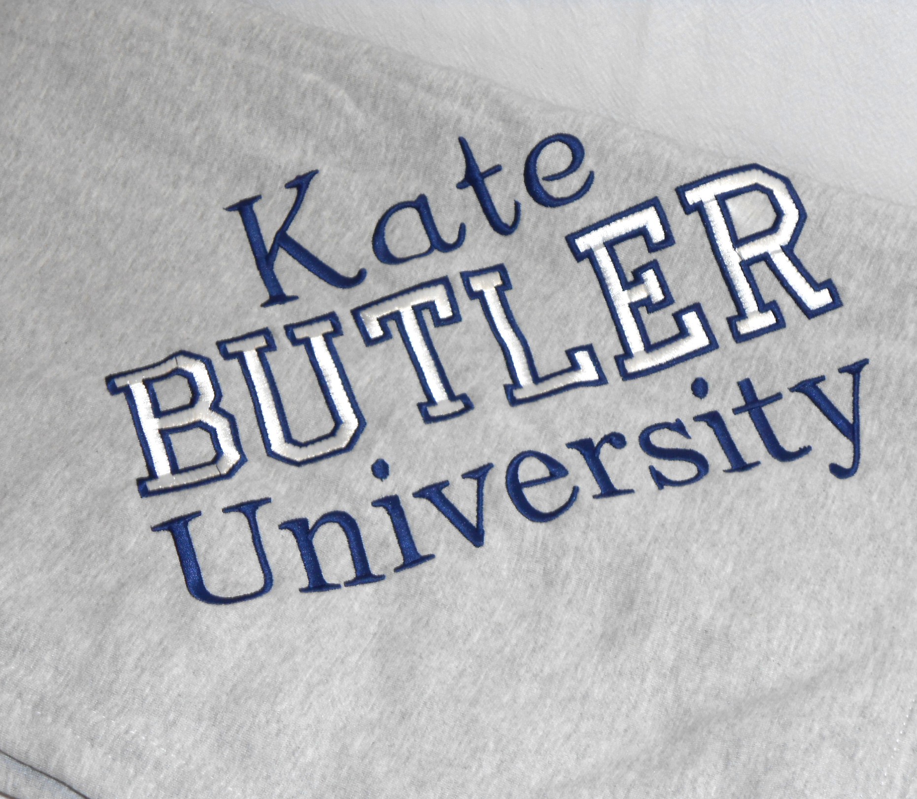 Gift set-sweatshirt blanket and joggers - custom made for any school! - Image 5