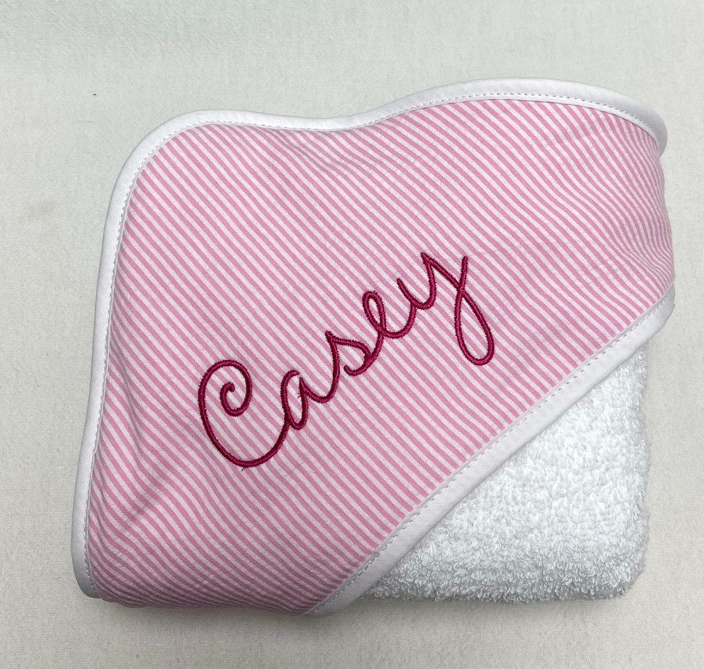Burp cloth and hooded bath towel set - baby girl - Image 3