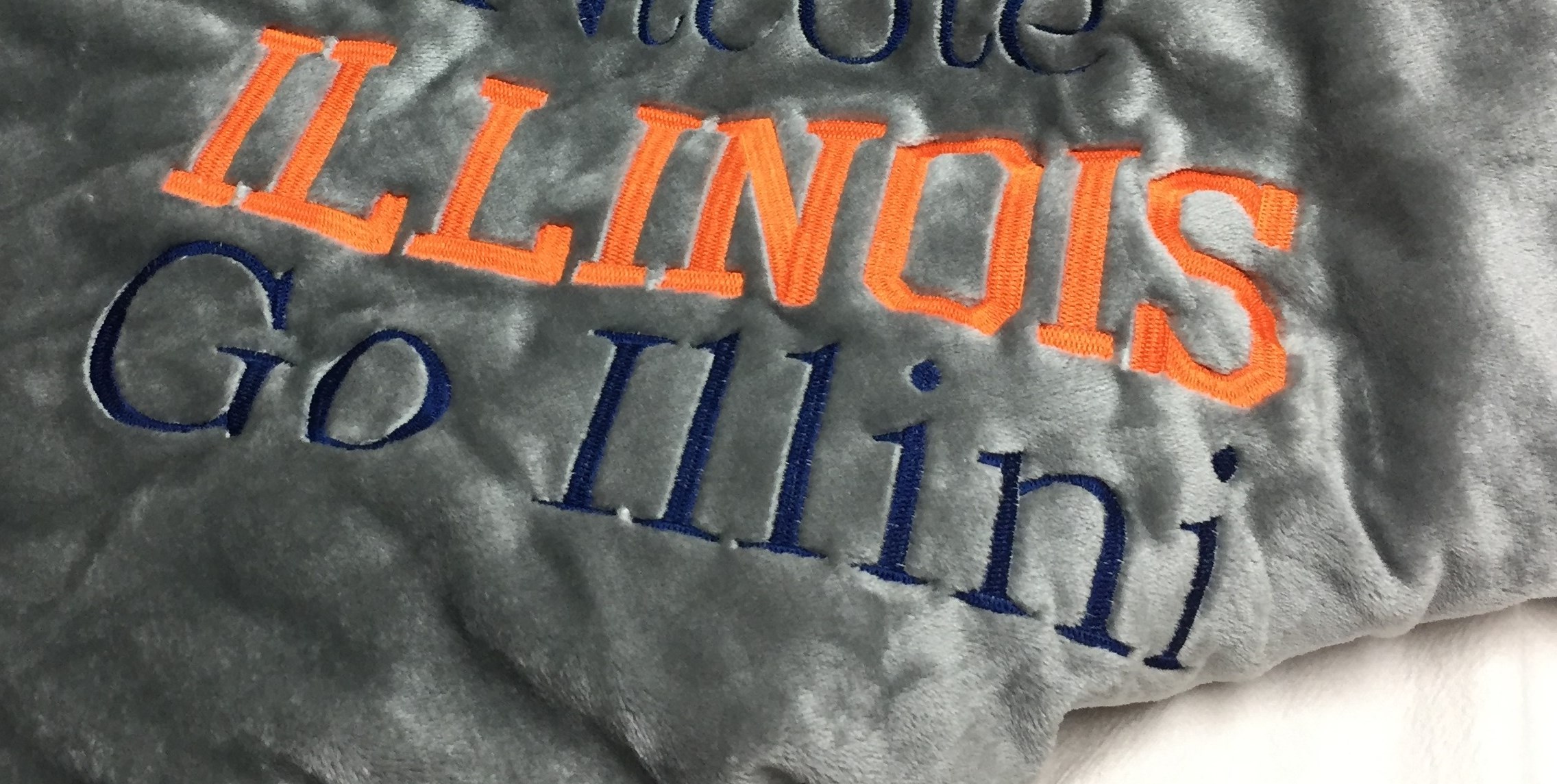 Gift set-fleece blanket and joggers - custom made for any school! - Image 4