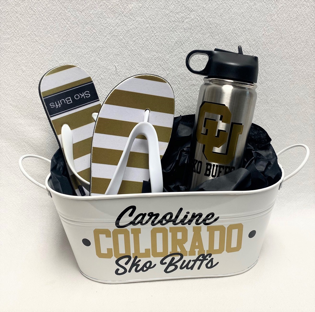 Gift basket - tumbler and flip flops