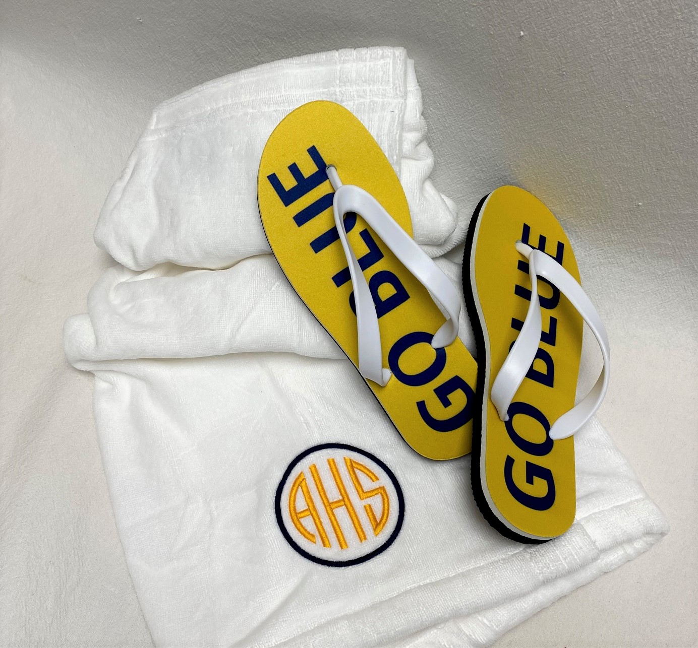 Gift set - Flip flops and towel wrap - assorted colors available - Image 5