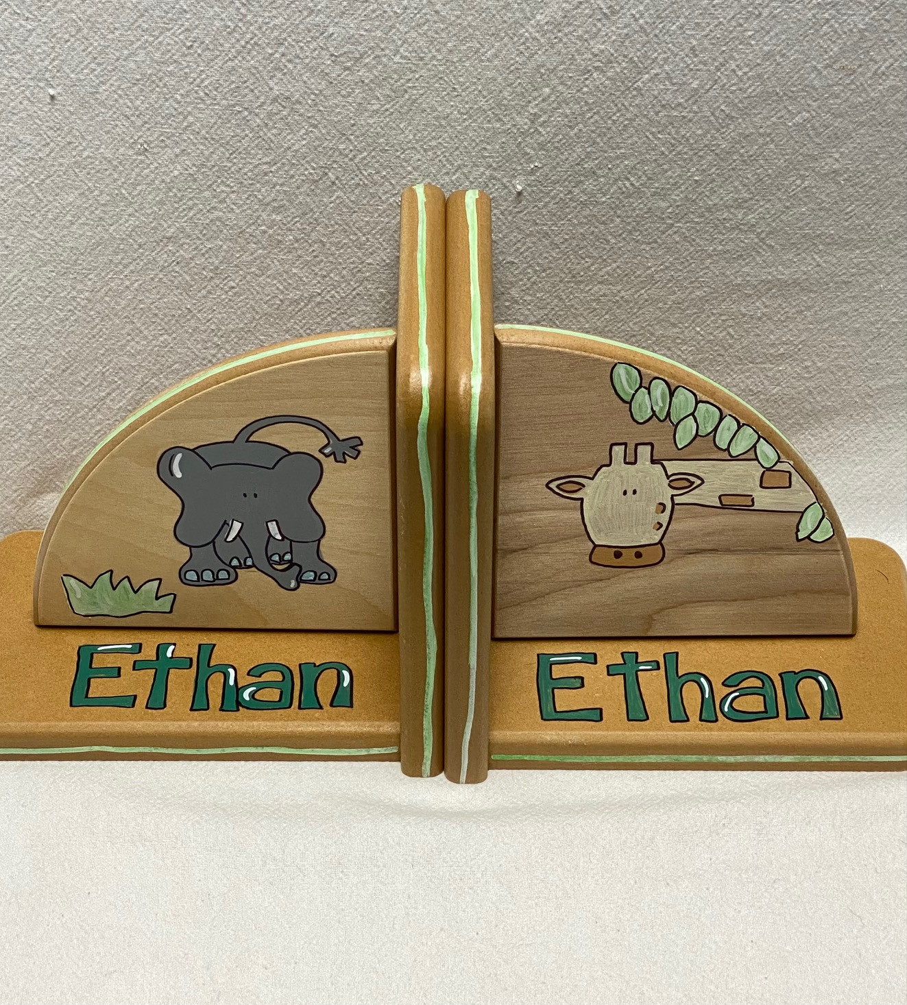 Jungle animal bookends - Image 5