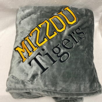 Blanket - fleece athletic style - for any school