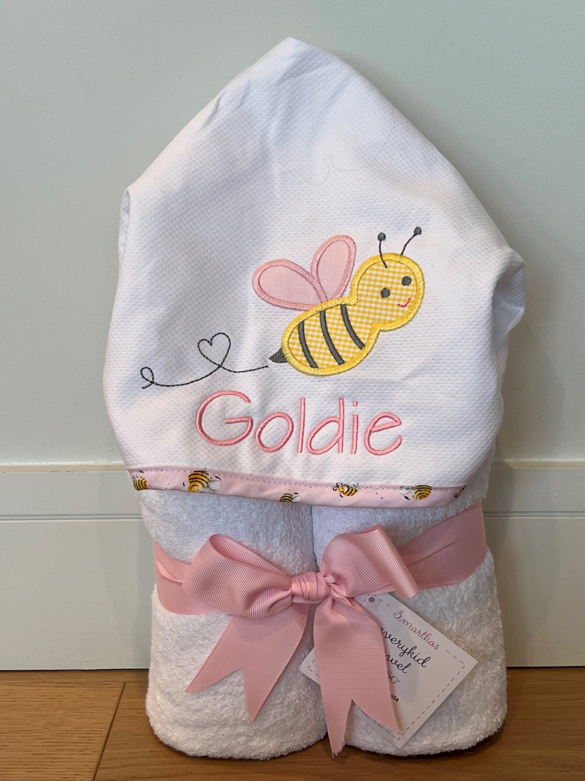 3 Marthas little bee hooded towel - Image 2