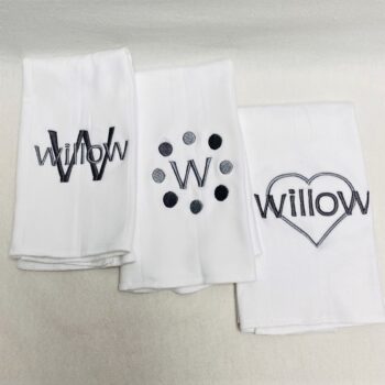 Burp cloth embroidered set - grey