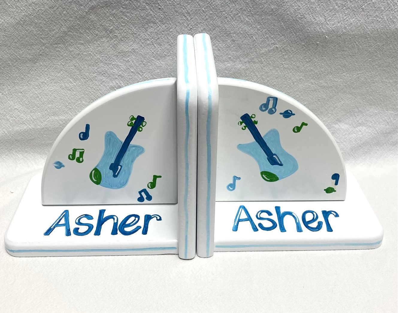Guitars bookends