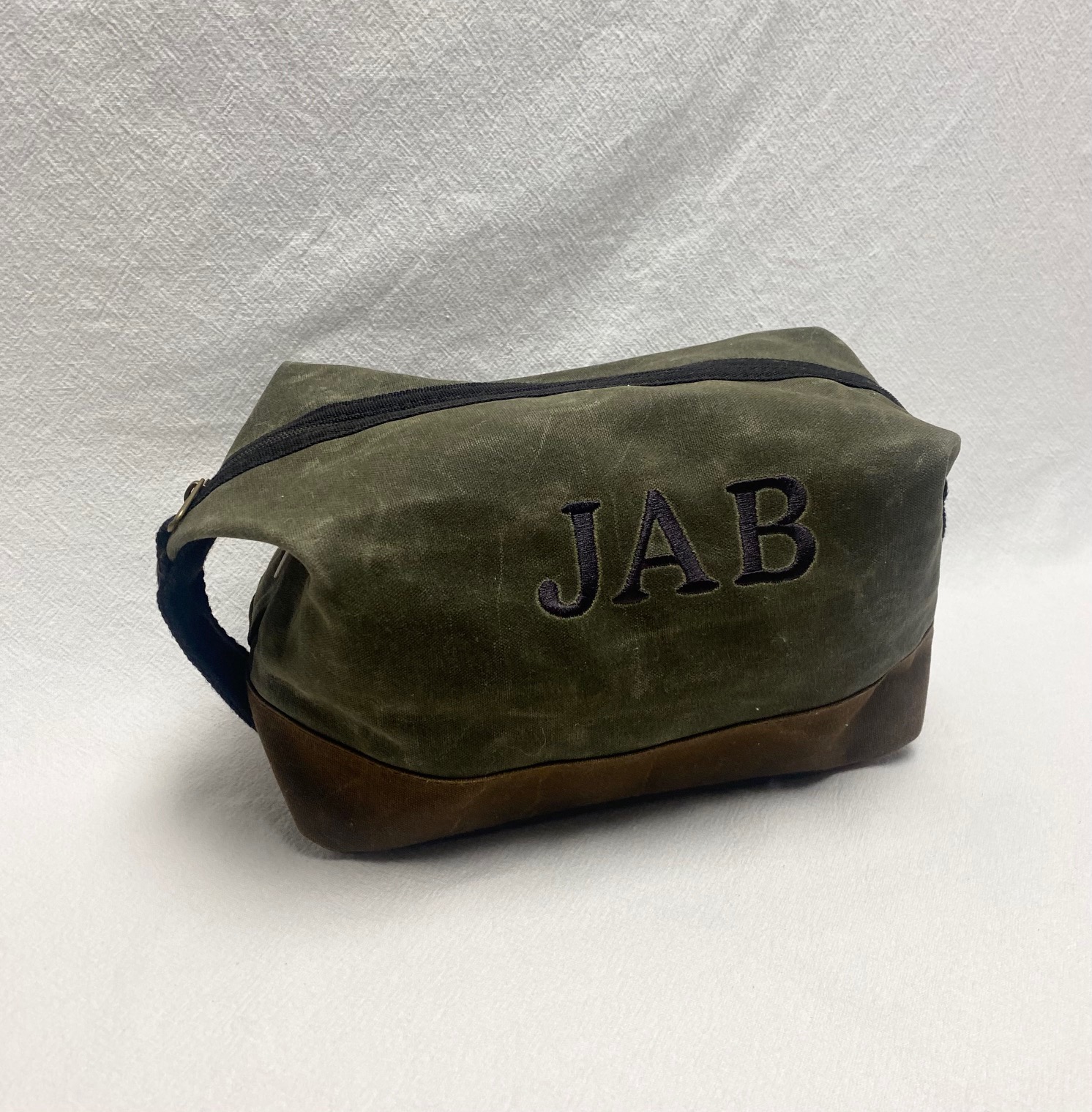 Dopp kit - waxed canvas - assorted colors