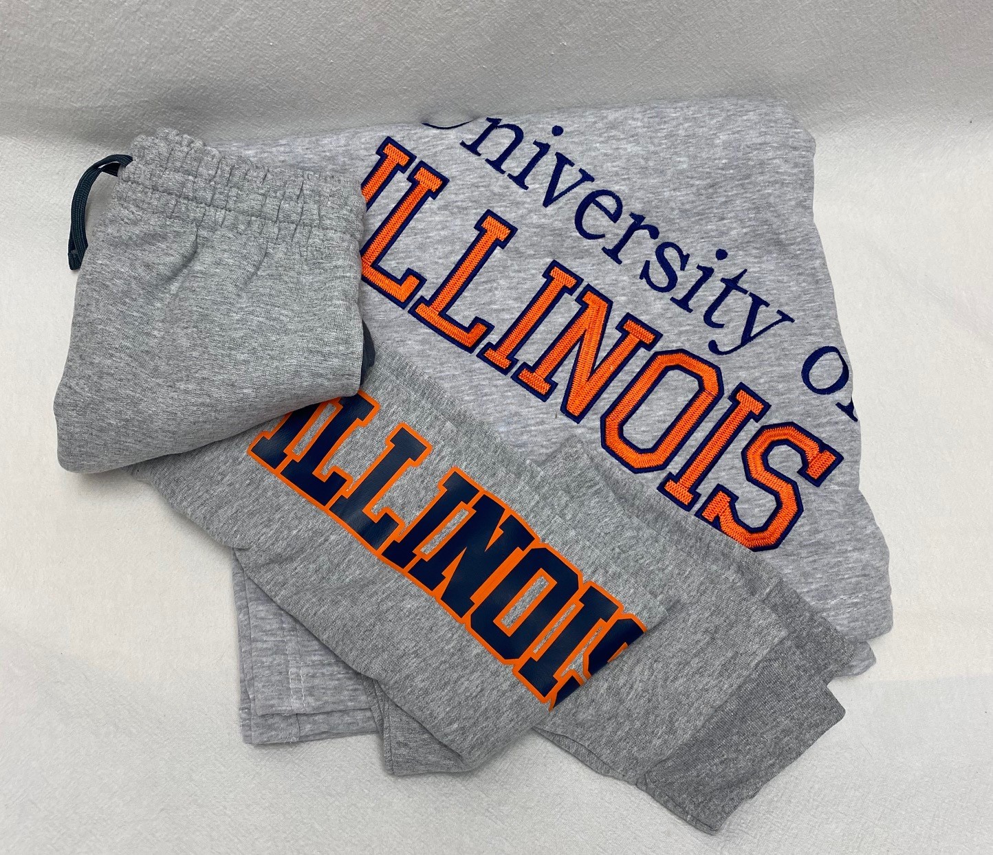 Gift set-sweatshirt blanket and joggers - custom made for any school!