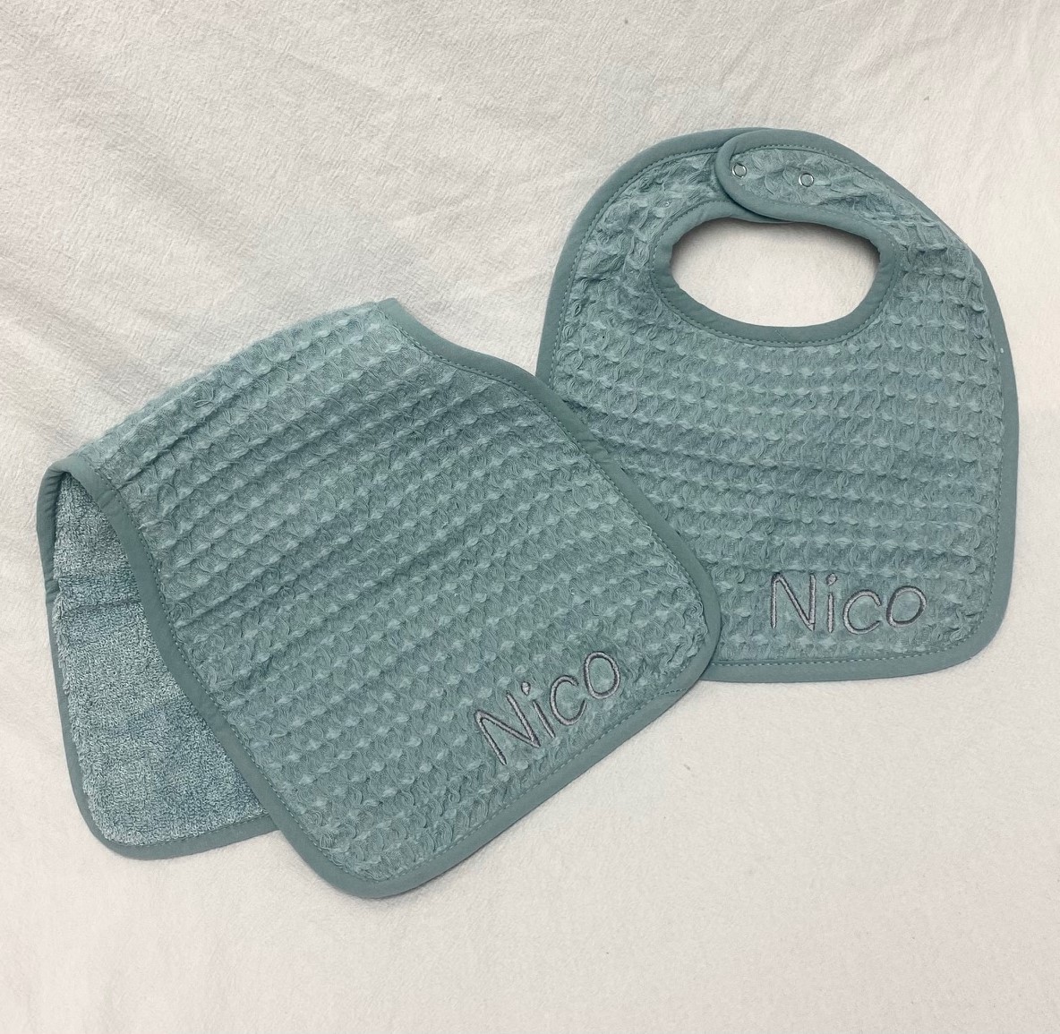 Bib and burp cloth set - terry cloth - orchid - Image 4