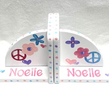 Peace and love bookends