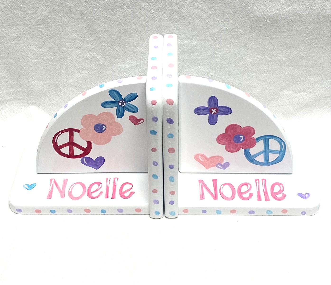 Peace and love bookends